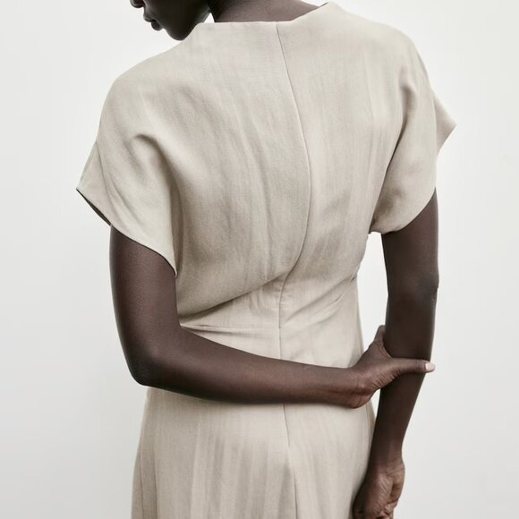 H&M Tapered-waist Dress in Beige - Picture 4 of 6
